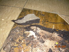 Asbesthaus - Site: Asbestos-containing screeds, leveling compounds | © 2019, CRB Analyse Service GmbH | © CRB Analyse Service GmbH